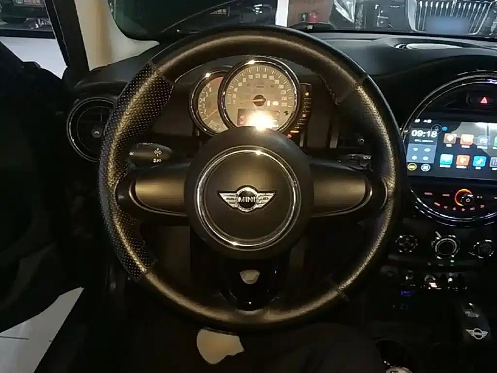 2016 MINI 1.2T ONE 5-Door — миниатюра 11