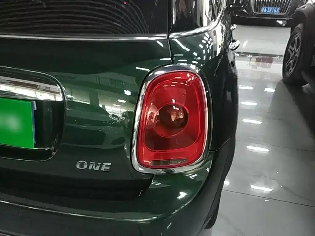 2016 MINI 1.2T ONE 5-Door — миниатюра 8