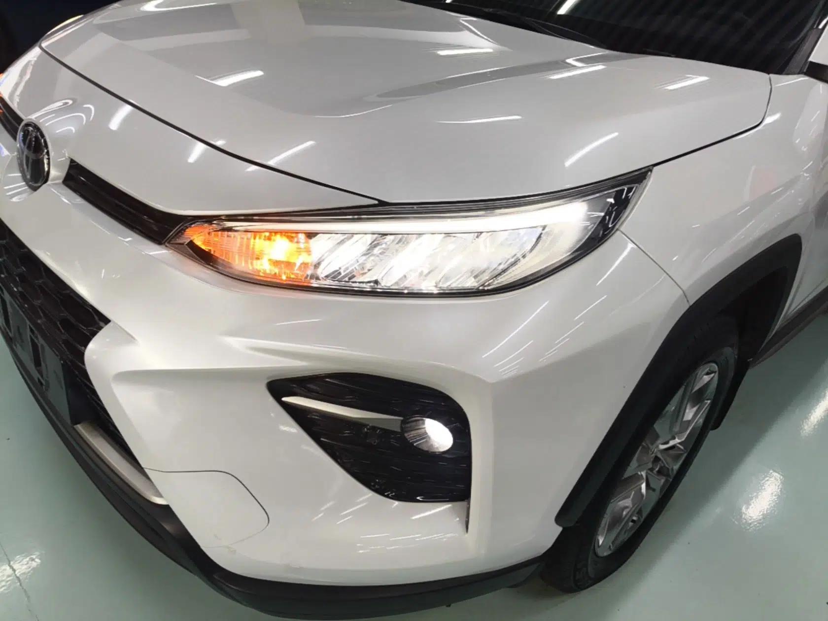 Toyota Wildlander 2022 2.0L CVT Two-Wheel Drive Luxury Edition — миниатюра 8