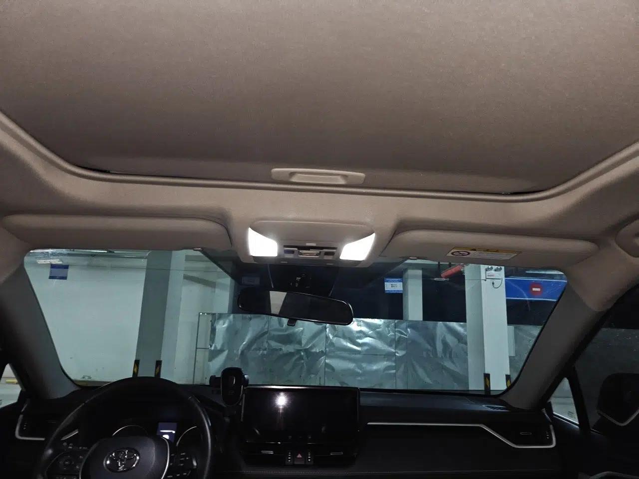 Toyota Wildlander 2023 2.0L CVT Two-Wheel Drive Urban Edition — миниатюра 18