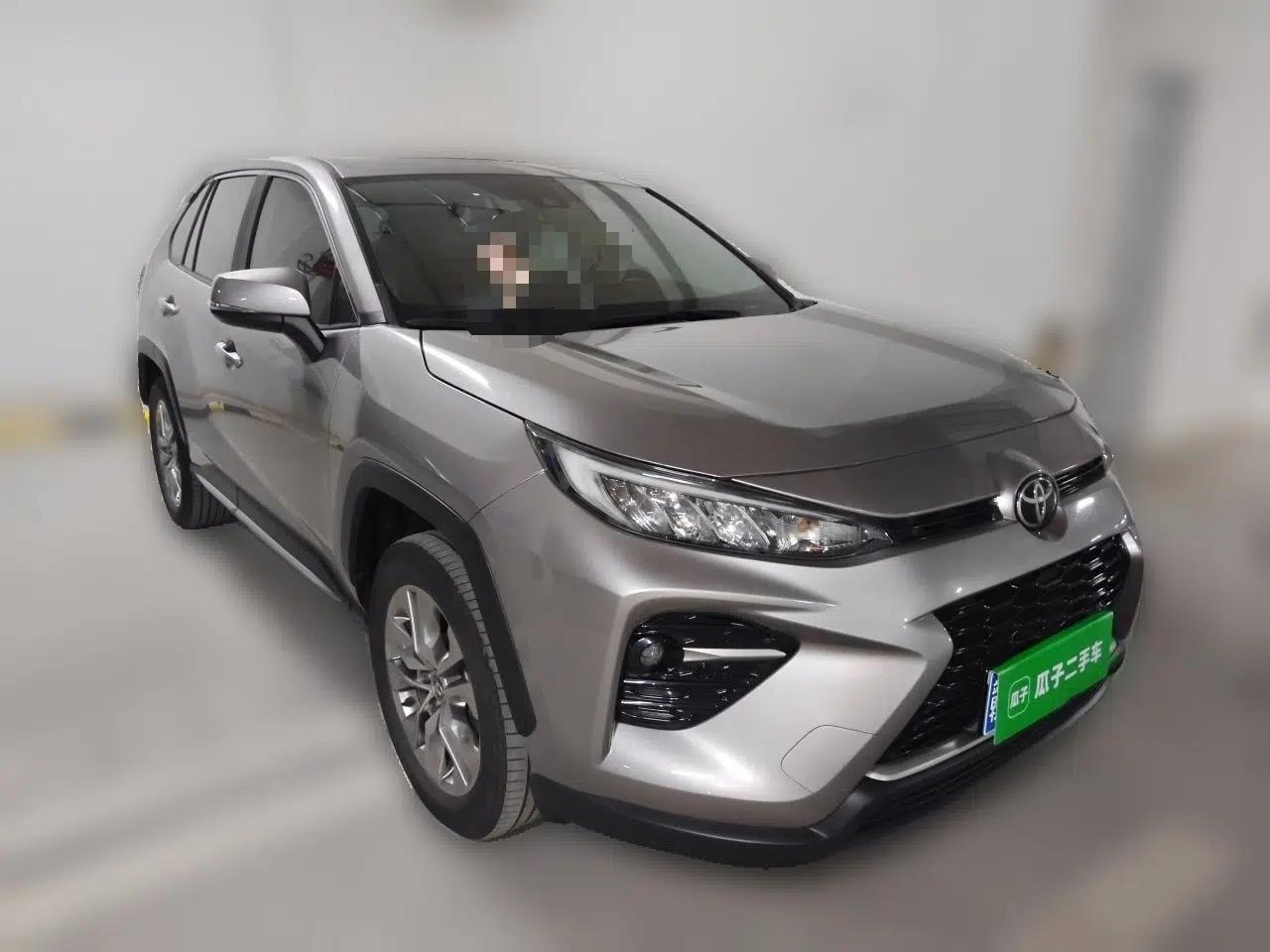Toyota Wildlander 2023 2.0L CVT Two-Wheel Drive Urban Edition — миниатюра 3