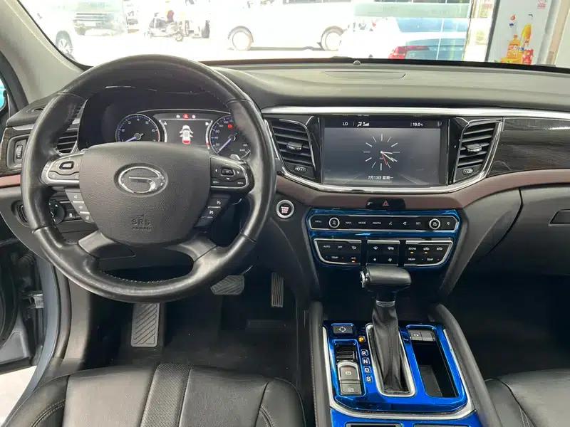 Trumpchi GS8 2017 320T 2WD Luxury Intelligent Connected Edition 7-Seater — миниатюра 17