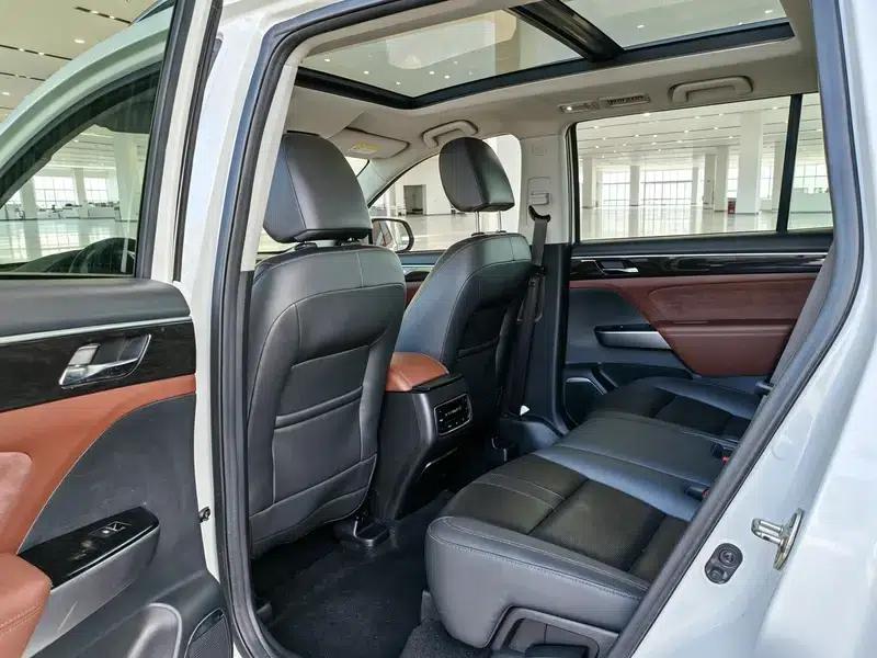 Trumpchi GS8 2017 320T 2WD Luxury Intelligent Connected Edition 7-Seater — миниатюра 9