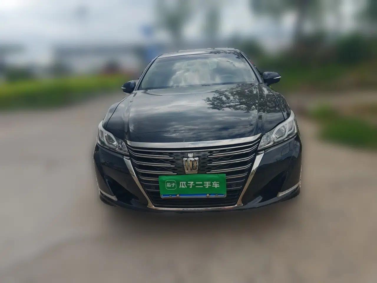 Toyota Crown 2018 2.0T Fashion Edition — миниатюра 2