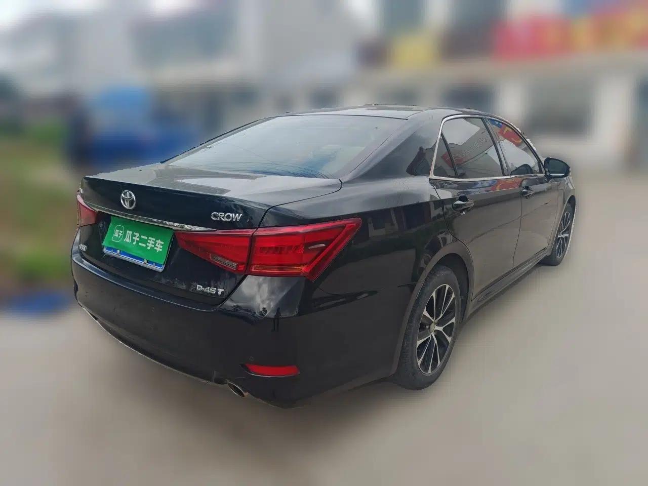 Toyota Crown 2018 2.0T Fashion Edition — миниатюра 6