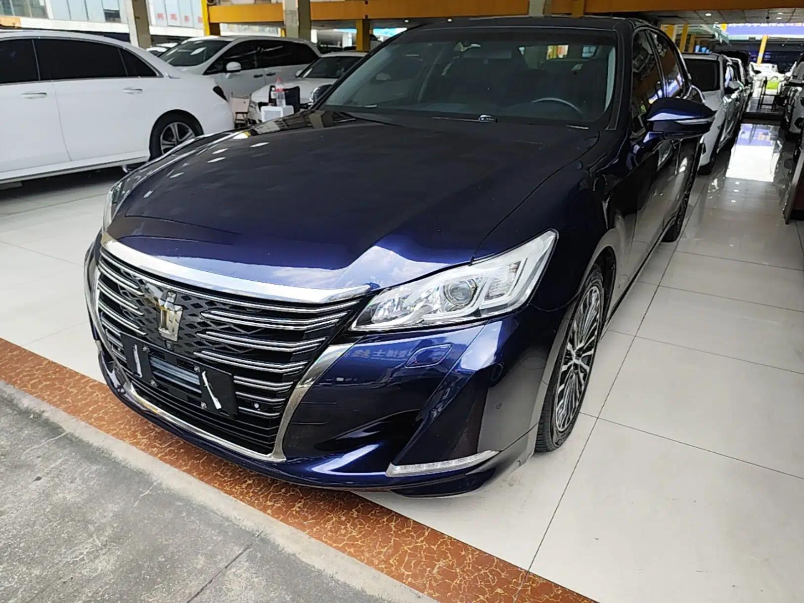 Toyota Crown 2018 2.0T Sport Edition — миниатюра 1