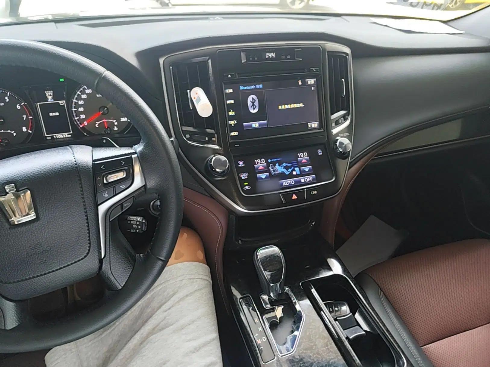 Toyota Crown 2018 2.0T Sport Edition — миниатюра 12