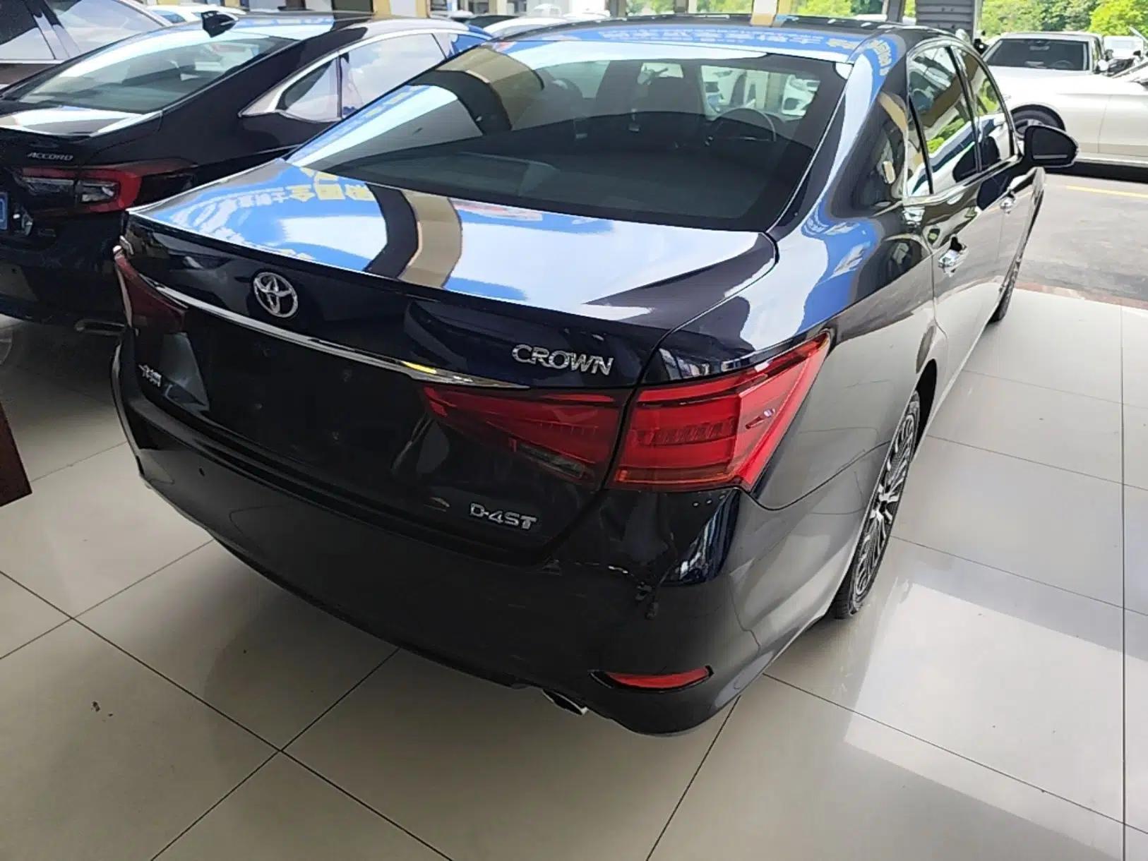Toyota Crown 2018 2.0T Sport Edition — миниатюра 6