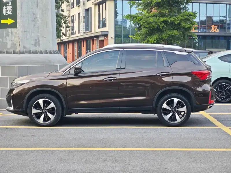Trumpchi GS4 2019 270T Automatic 2WD Luxury Intelligent Edition — миниатюра 4