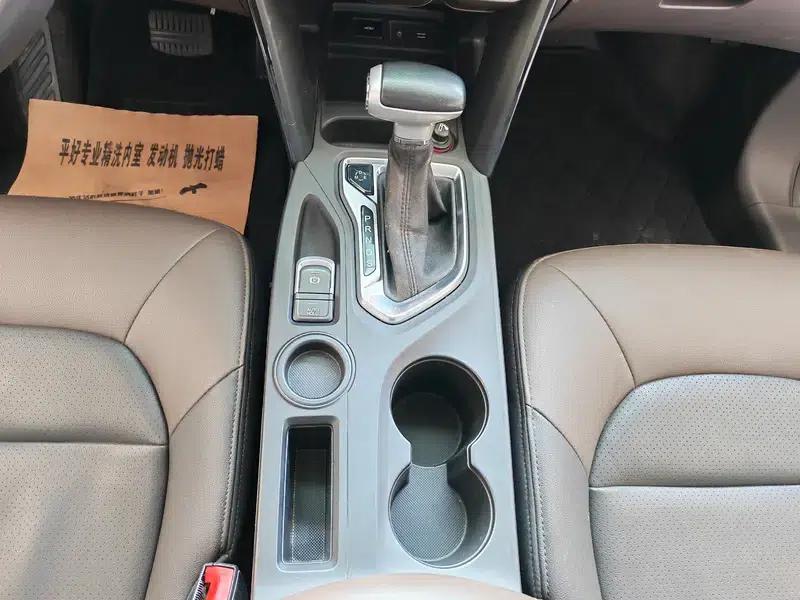 Trumpchi GS4 2016 235T G-DCT Luxury Edition — миниатюра 6