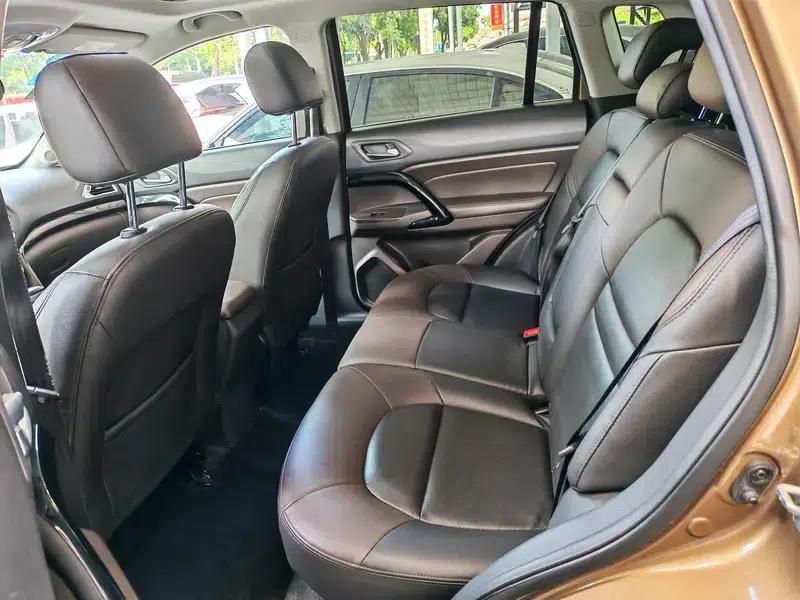 Trumpchi GS4 2016 235T G-DCT Luxury Edition — миниатюра 9