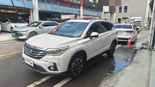 Trumpchi GS4 2017 235T Automatic 2WD Elite Edition — миниатюра 1