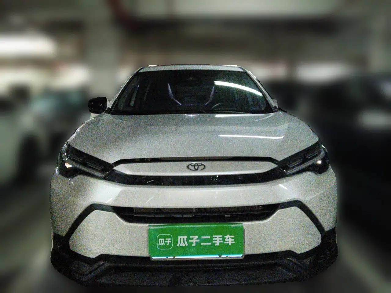 Toyota FRONTLANDER 2026 Model 2.0L CVT Luxury Edition — миниатюра 2