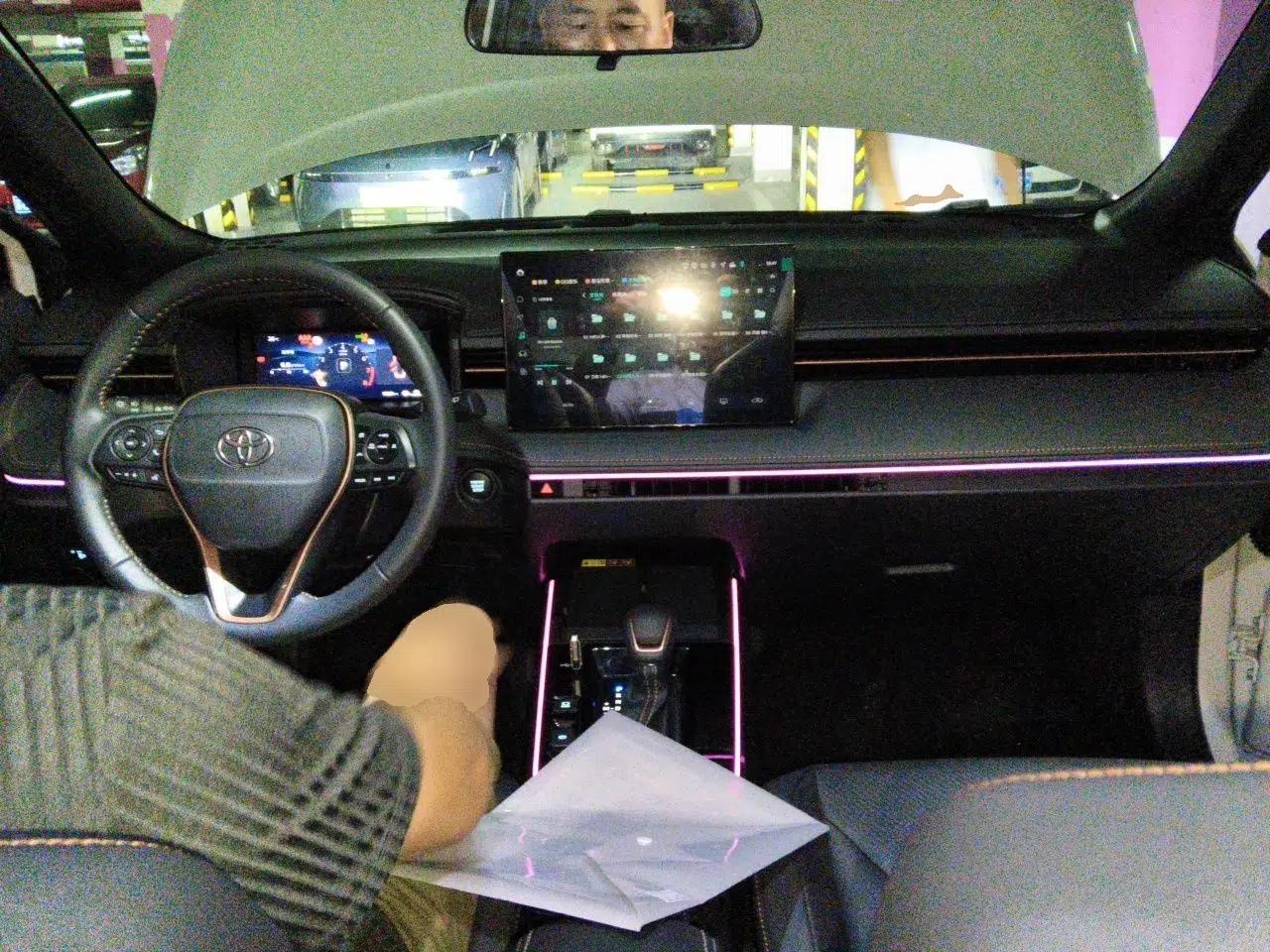 Toyota FRONTLANDER 2026 Model 2.0L CVT Luxury Edition — миниатюра 9