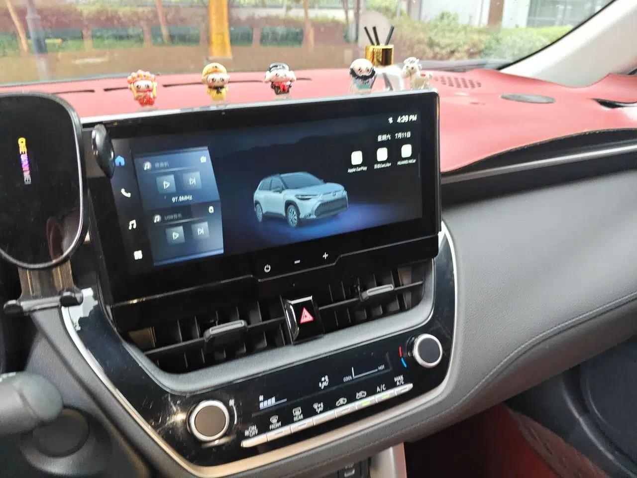 Toyota FRONTLANDER 2024 2.0L CVT Elite Edition — миниатюра 13