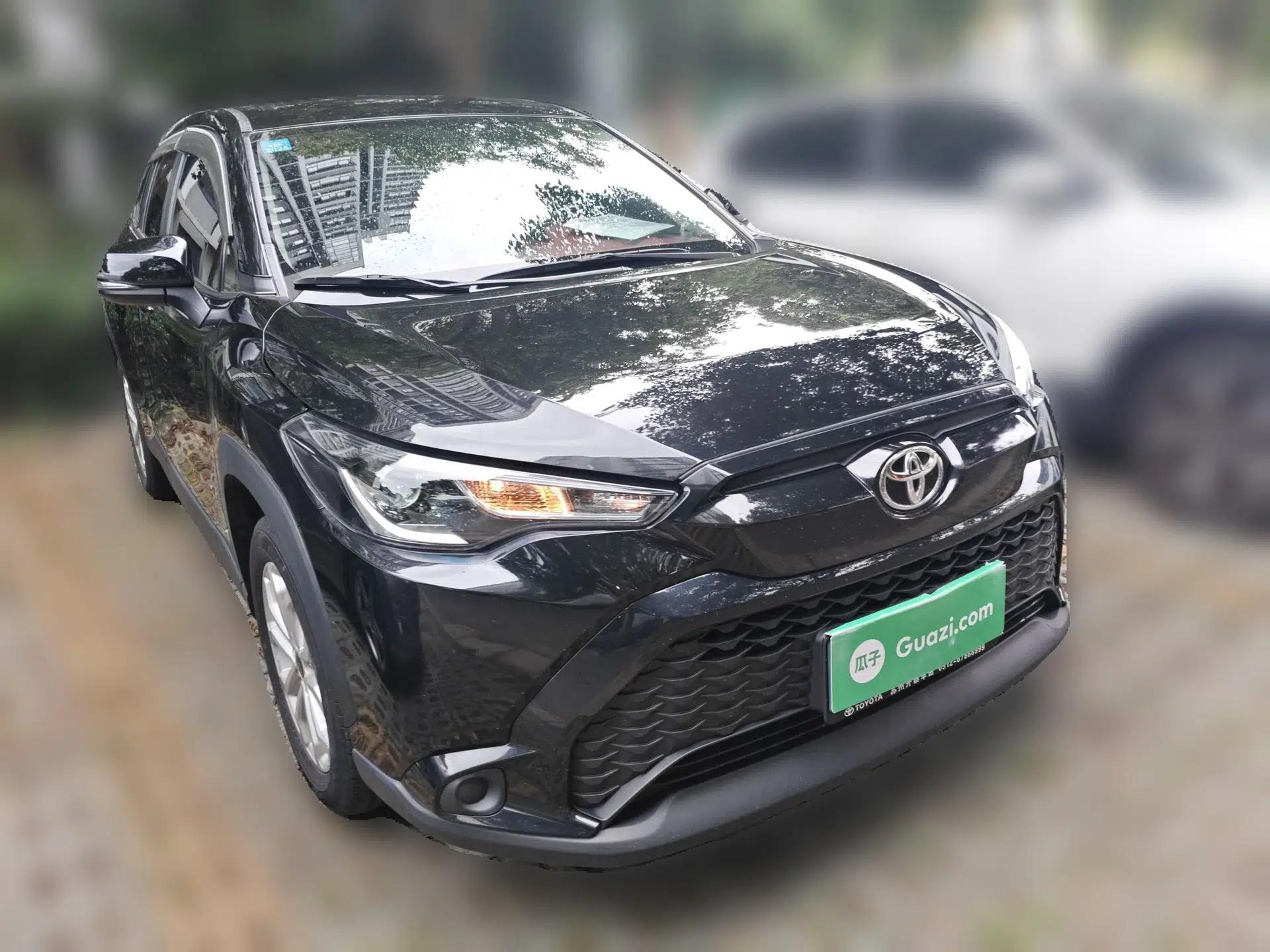 Toyota FRONTLANDER 2024 2.0L CVT Elite Edition — миниатюра 3