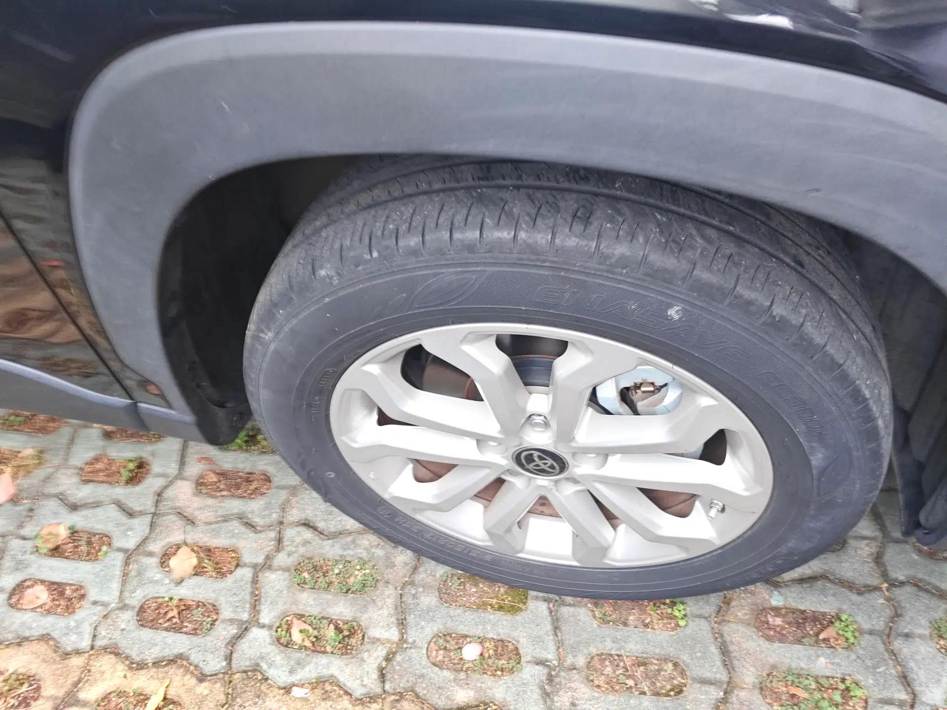 Toyota FRONTLANDER 2024 2.0L CVT Elite Edition — миниатюра 8