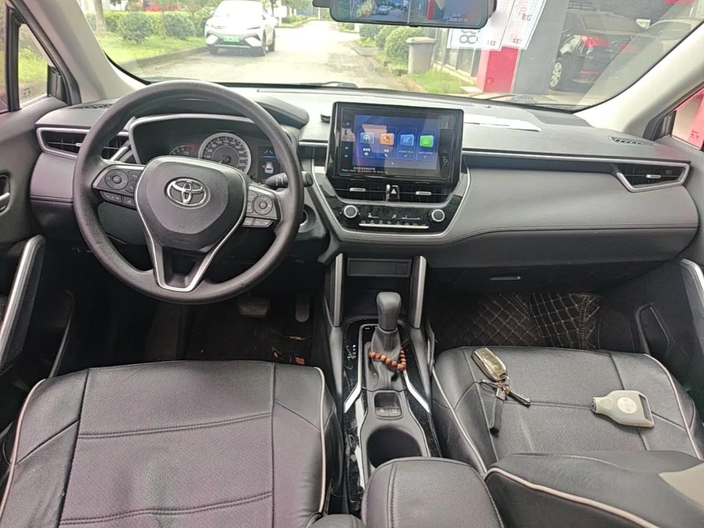 Toyota FRONTLANDER 2022 2.0L CVT Luxury Edition — миниатюра 12