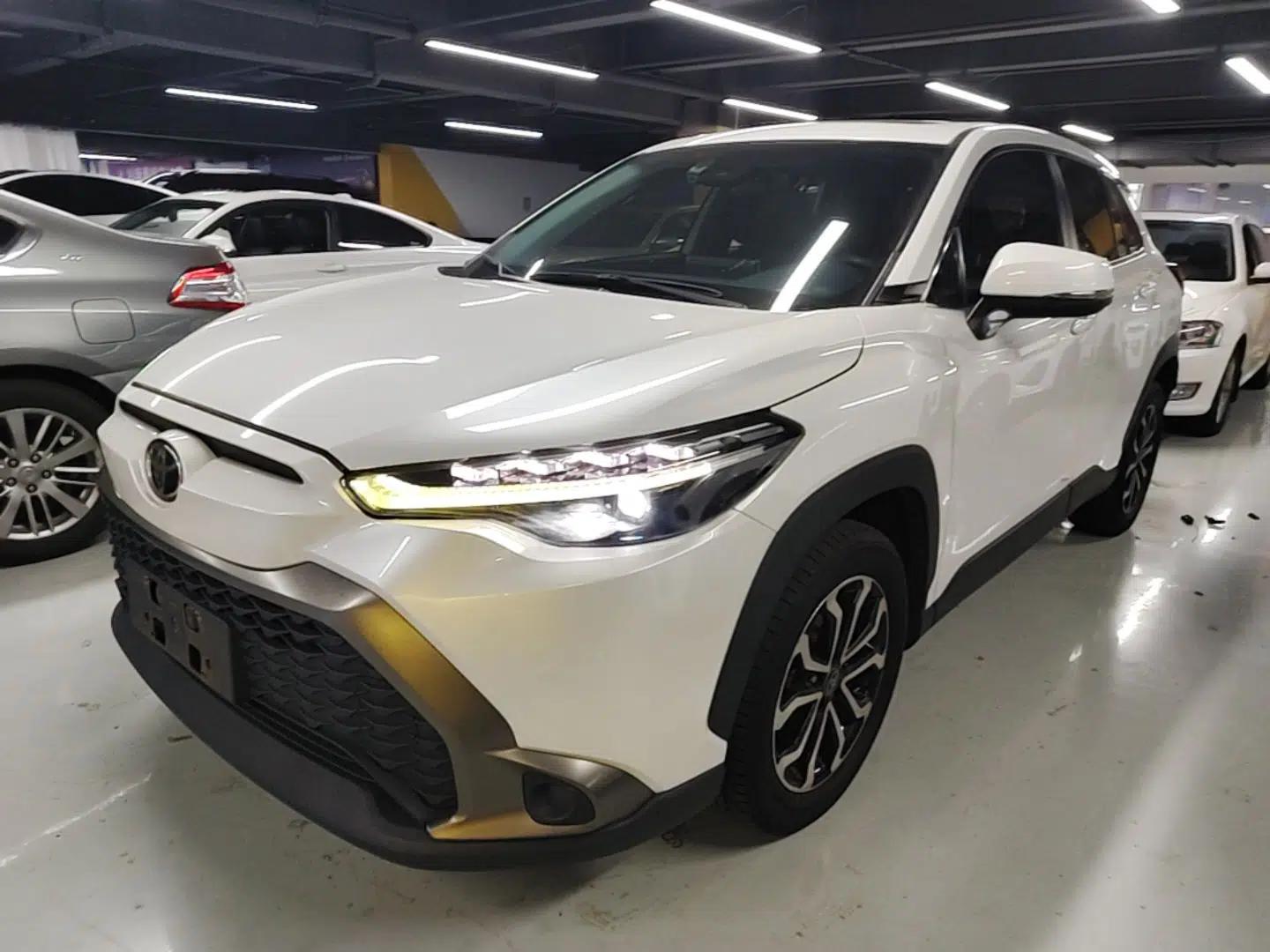 Toyota FRONTLANDER 2022 2.0L CVT Luxury Edition — миниатюра 1