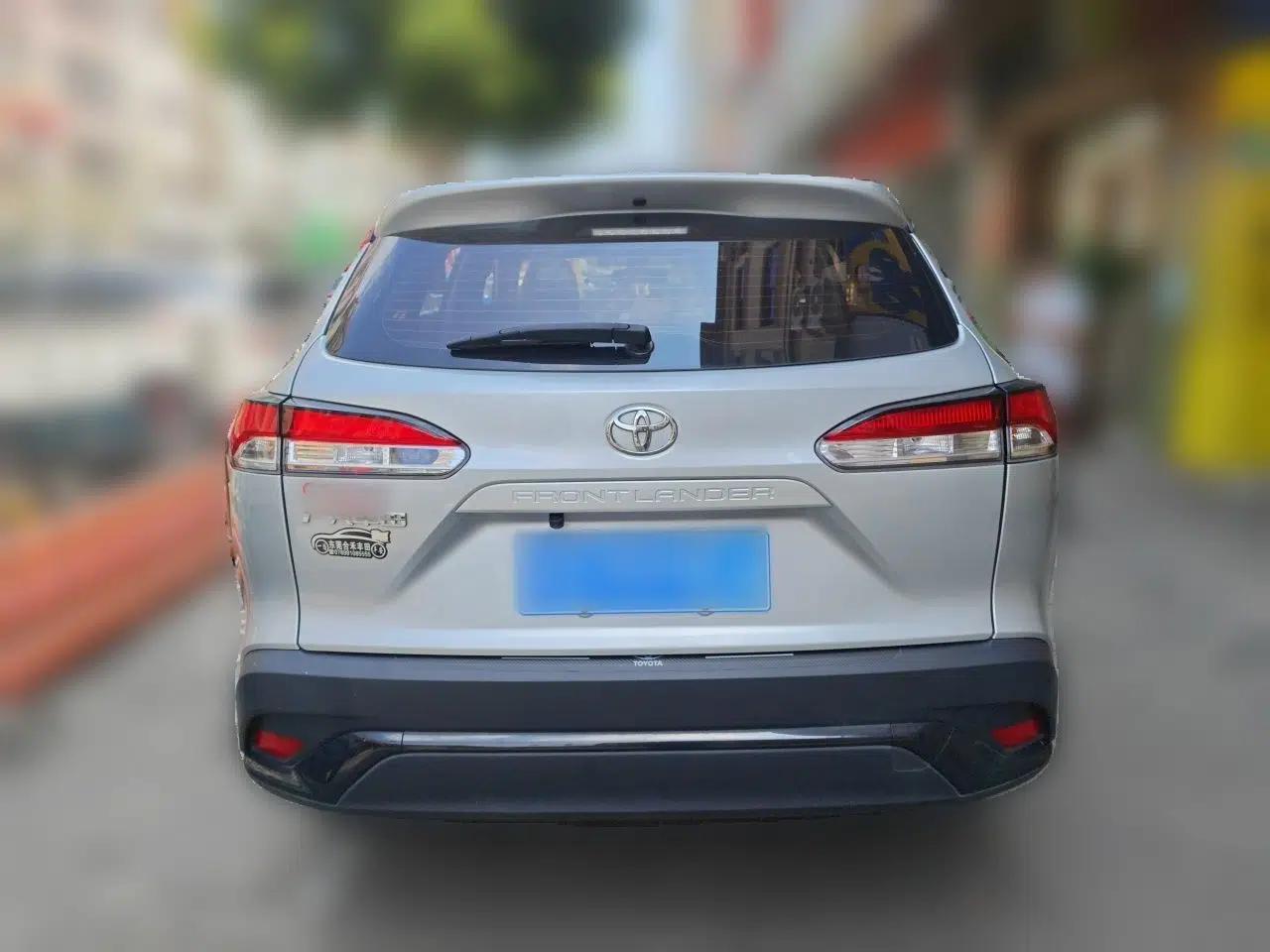Toyota FRONTLANDER 2024 2.0L CVT Elite Edition — миниатюра 5