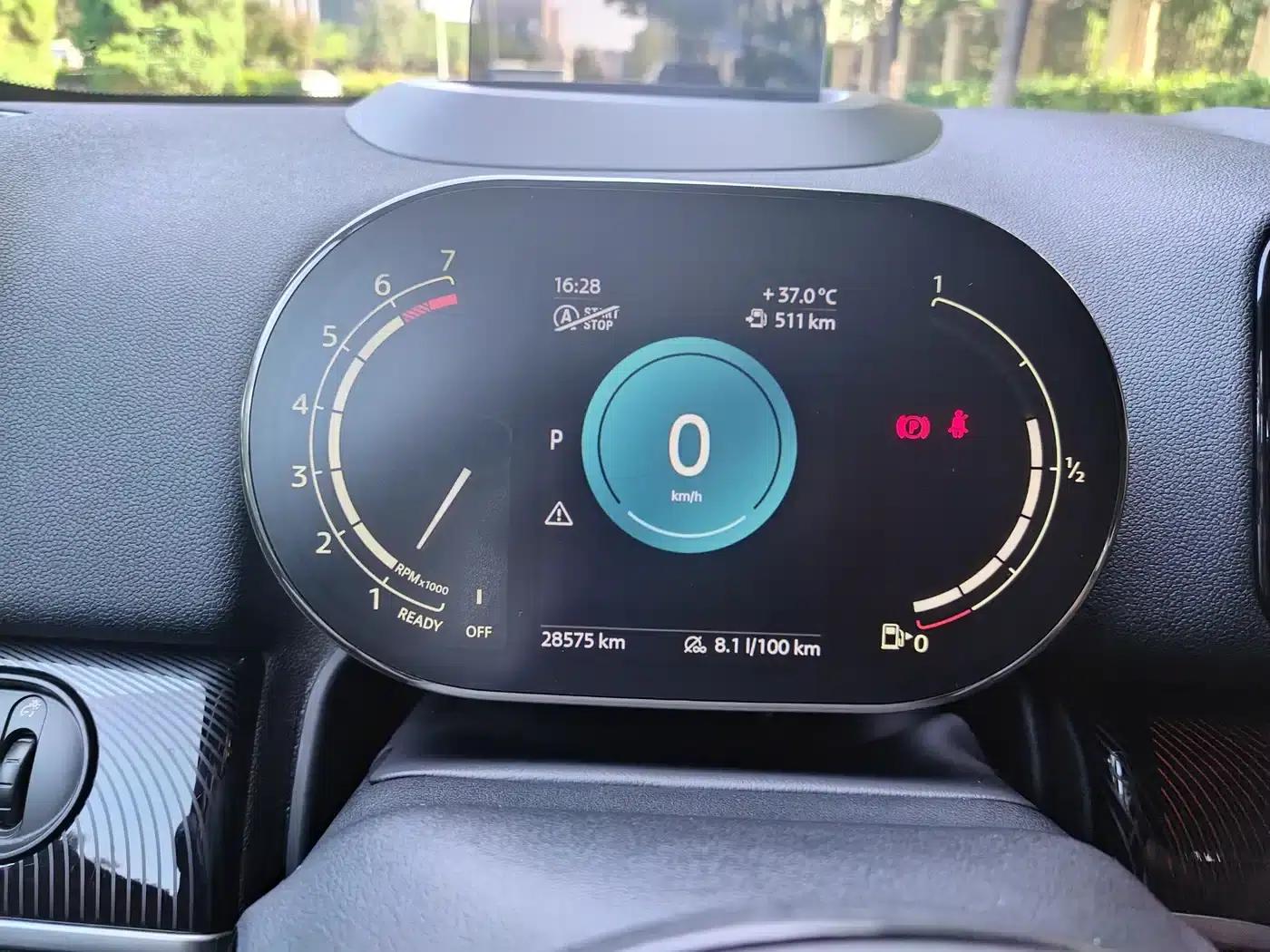2022 MINI COUNTRYMAN 2.0T COOPER S ALL4 Unruly Special Edition — миниатюра 18