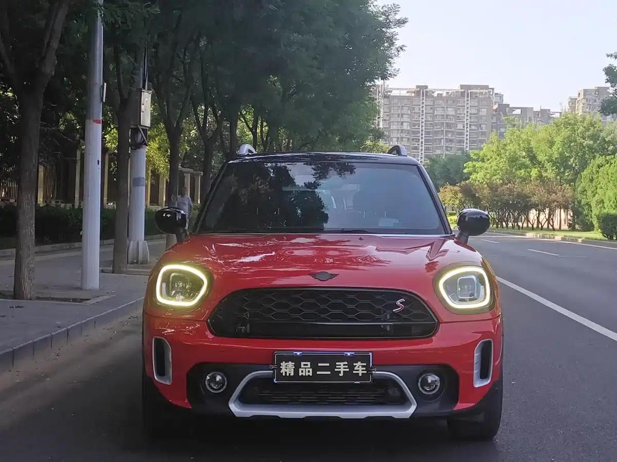 2022 MINI COUNTRYMAN 2.0T COOPER S ALL4 Unruly Special Edition — миниатюра 4