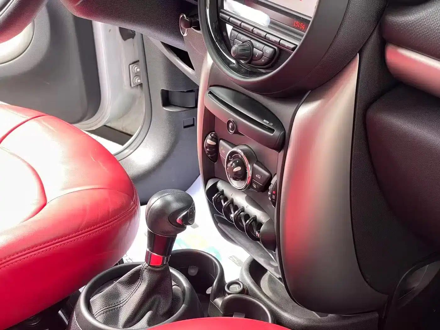 MINI COUNTRYMAN 2014 1.6L ONE — миниатюра 12