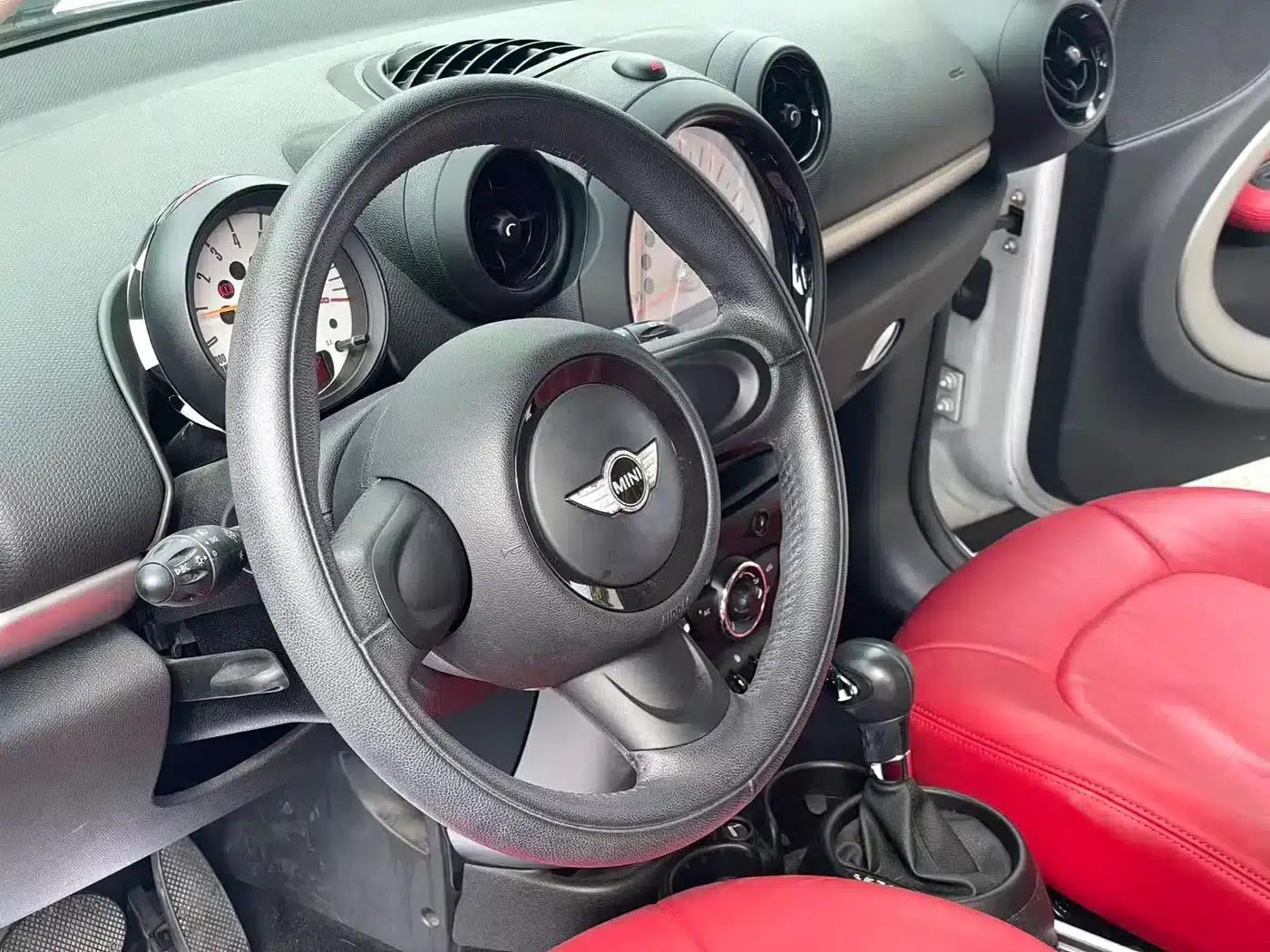 MINI COUNTRYMAN 2014 1.6L ONE — миниатюра 14