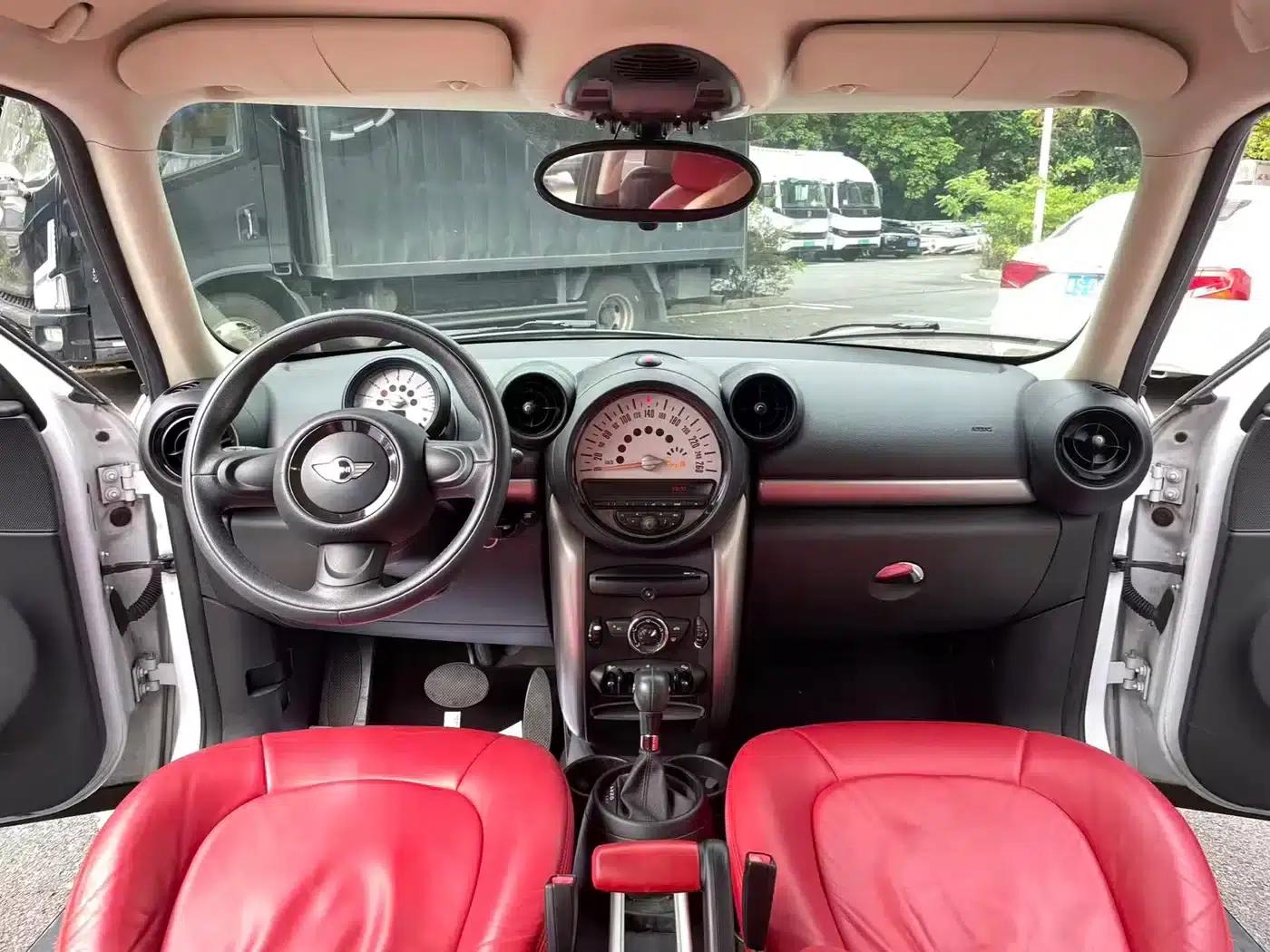 MINI COUNTRYMAN 2014 1.6L ONE — миниатюра 15