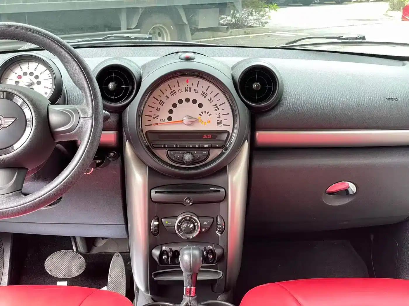 MINI COUNTRYMAN 2014 1.6L ONE — миниатюра 18