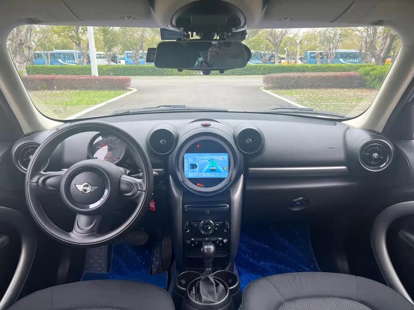 MINI COUNTRYMAN 2014 1.6L ONE — миниатюра 10