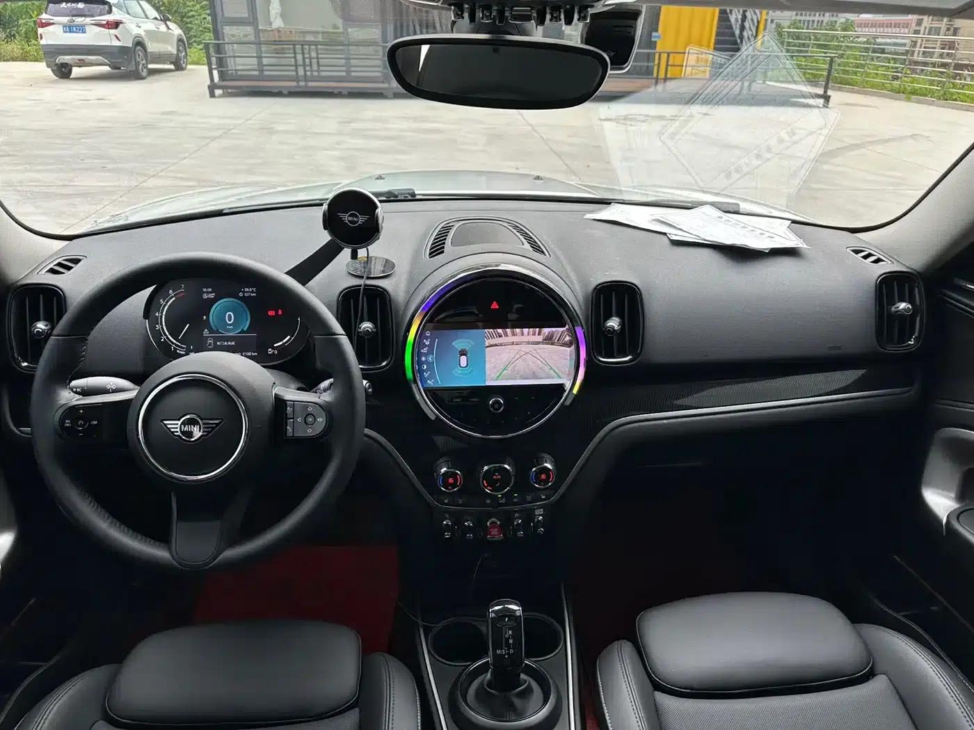 2022 MINI COUNTRYMAN Facelift 1.5T COOPER ALL4 — миниатюра 18