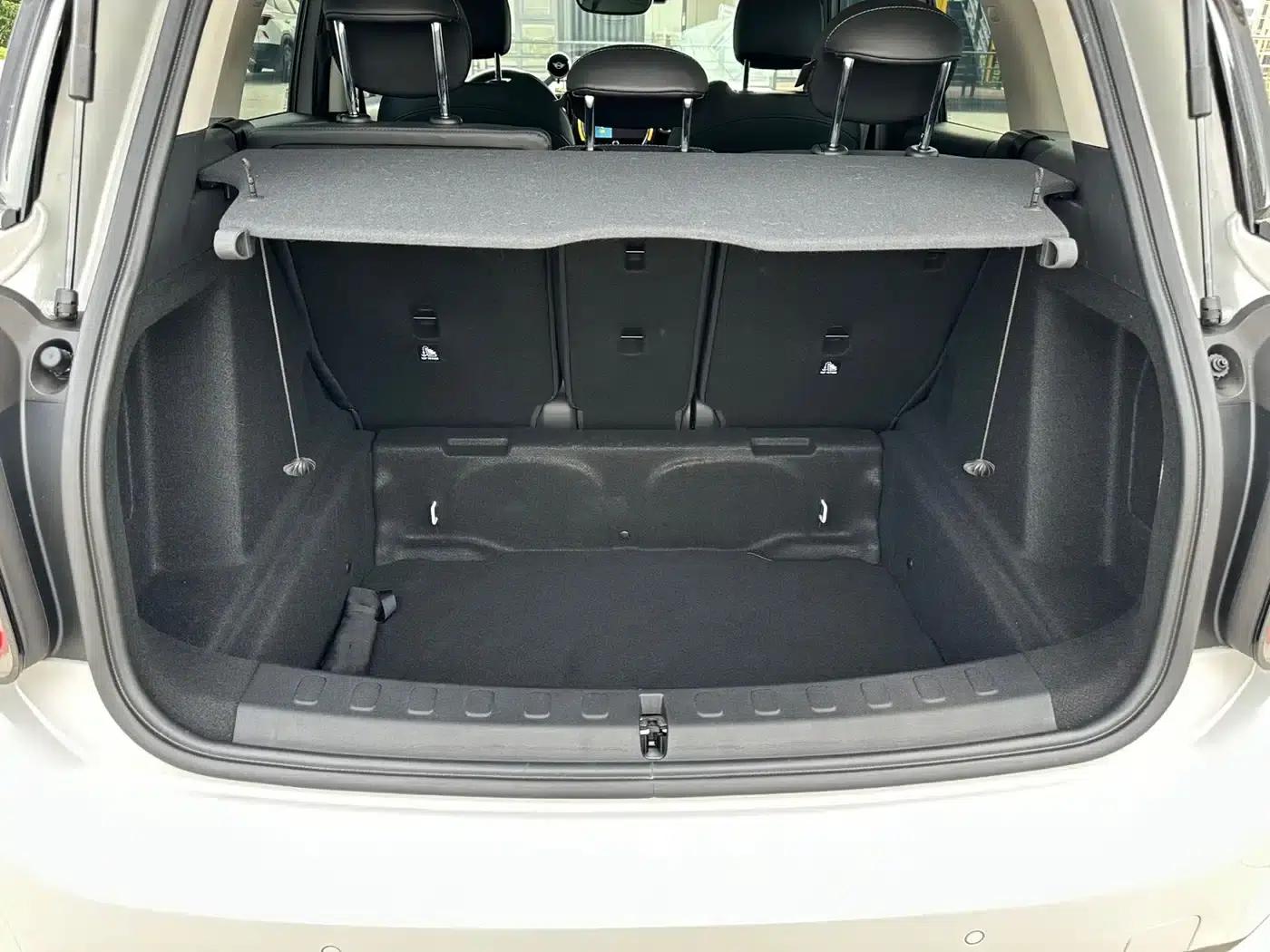 2022 MINI COUNTRYMAN Facelift 1.5T COOPER ALL4 — миниатюра 21