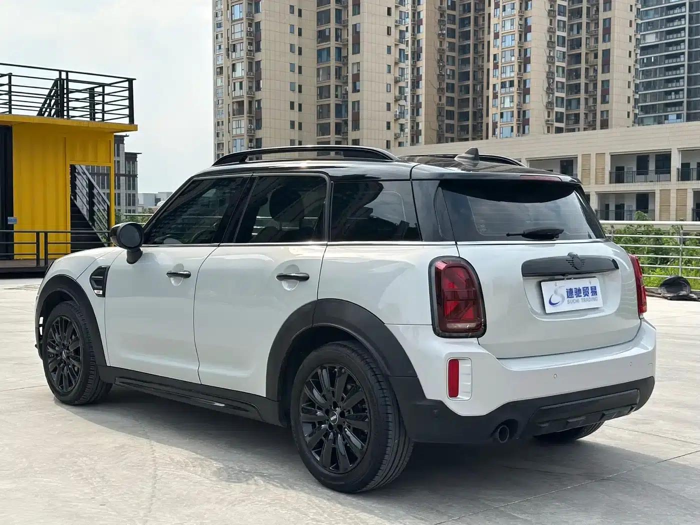 2022 MINI COUNTRYMAN Facelift 1.5T COOPER ALL4 — миниатюра 4