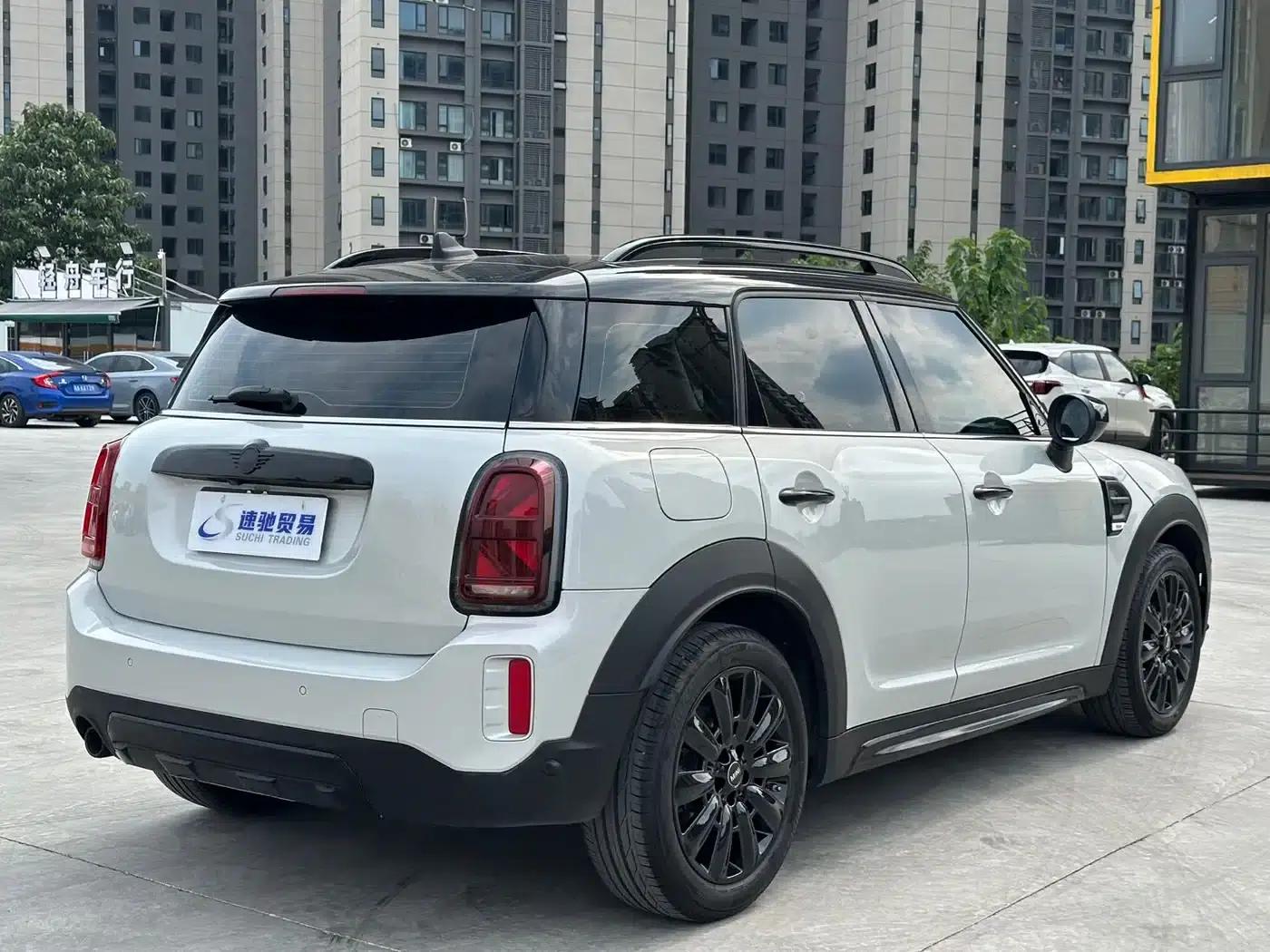 2022 MINI COUNTRYMAN Facelift 1.5T COOPER ALL4 — миниатюра 6