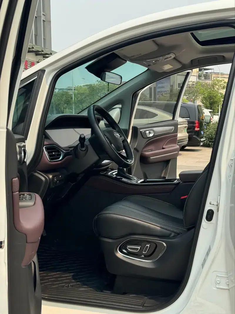 Trumpchi M6 2023 PRO 270T WDCT Luxury Edition — миниатюра 6
