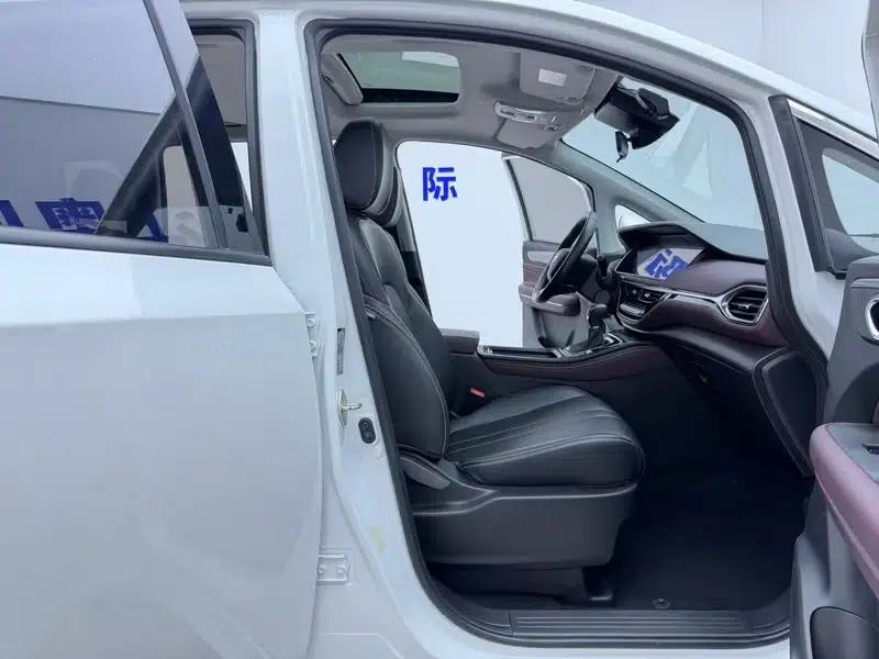 Trumpchi M6 2021 Pro 270T Automatic Luxury Edition — миниатюра 21