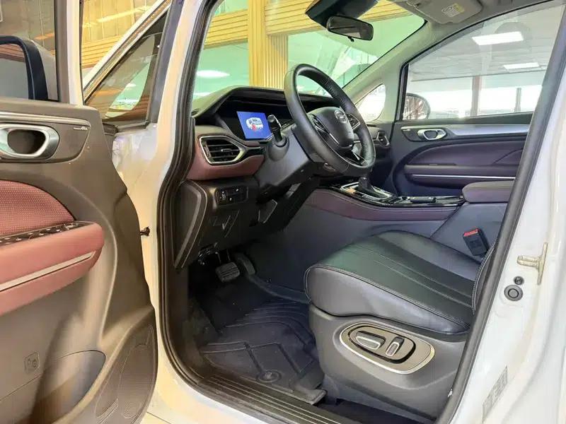 Trumpchi M6 2023 PRO 270T WDCT Luxury Edition — миниатюра 17