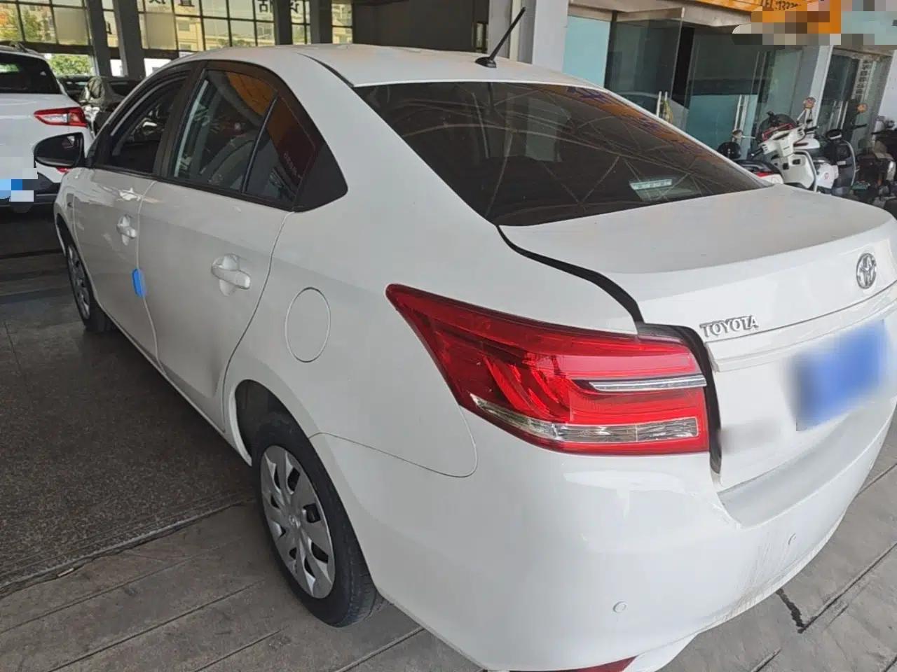 Toyota Vios 2017 1.5L CVT Innovation Edition — миниатюра 4