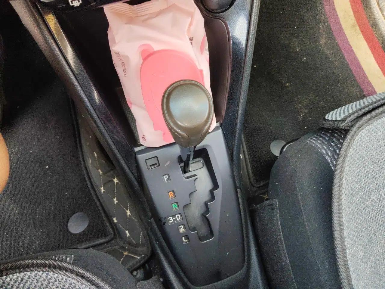 Toyota Vios 2014 1.5L Automatic ZhiZhen Edition — миниатюра 14