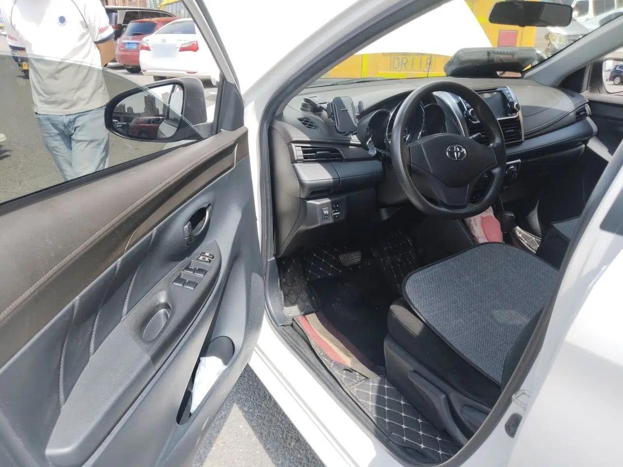 Toyota Vios 2014 1.5L Automatic ZhiZhen Edition — миниатюра 16