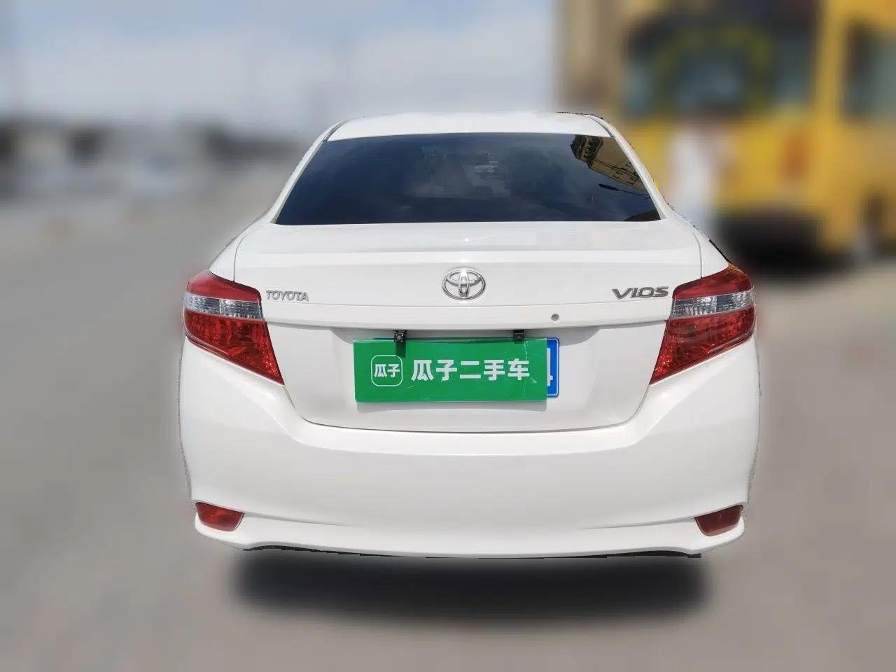 Toyota Vios 2014 1.5L Automatic ZhiZhen Edition — миниатюра 5