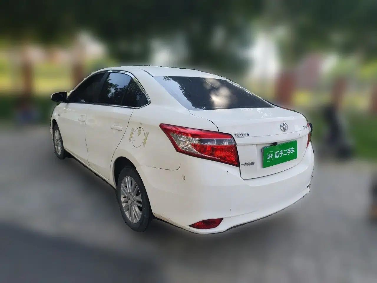 Toyota Vios 2014 1.5L Automatic ZhiShang Edition — миниатюра 4
