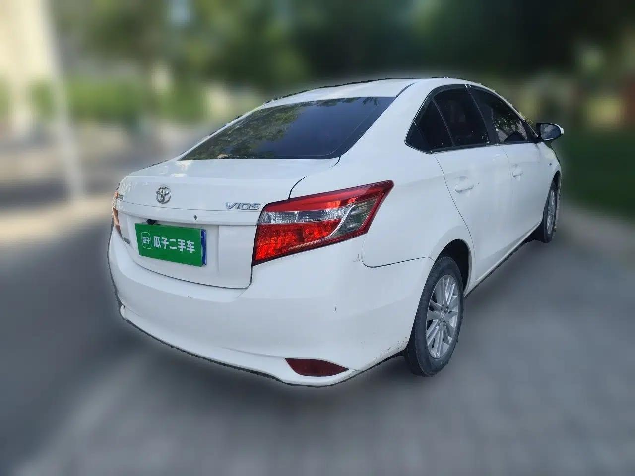 Toyota Vios 2014 1.5L Automatic ZhiShang Edition — миниатюра 6