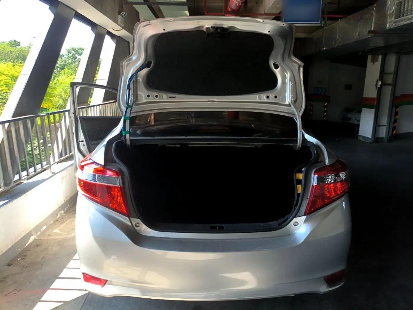 Toyota Vios 2014 1.5L Manual ZhiZhen Edition — миниатюра 22