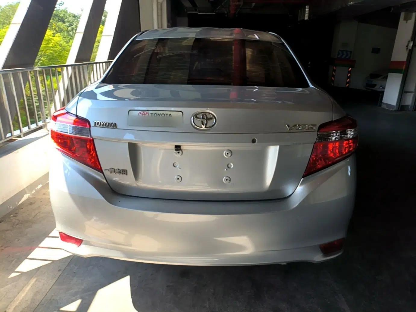 Toyota Vios 2014 1.5L Manual ZhiZhen Edition — миниатюра 5