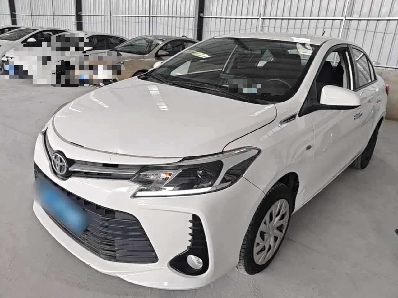 Toyota Vios 2022 1.5L 20th Anniversary Edition — миниатюра 1