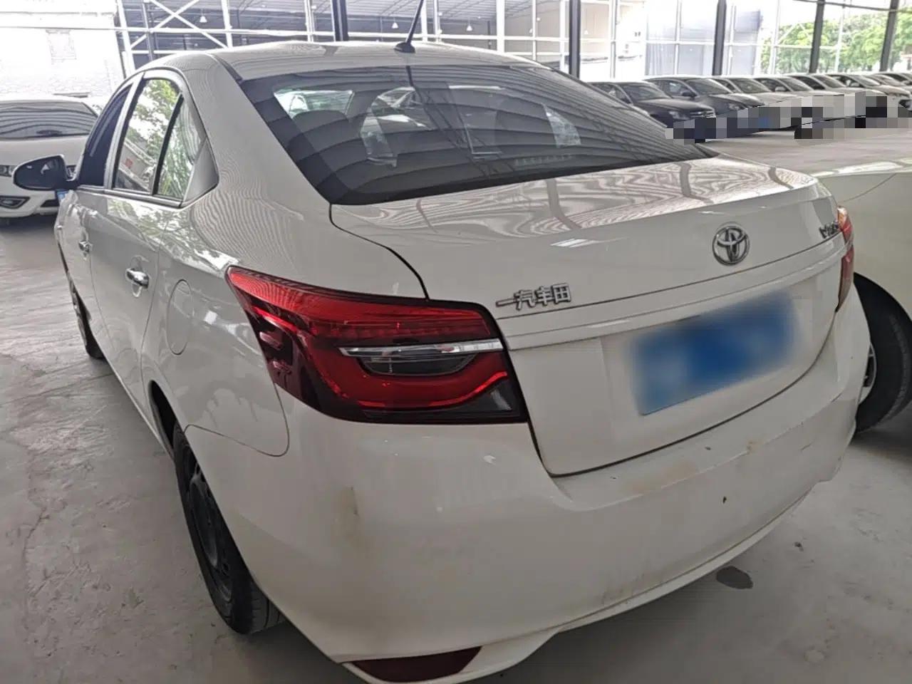 Toyota Vios 2022 1.5L 20th Anniversary Edition — миниатюра 4