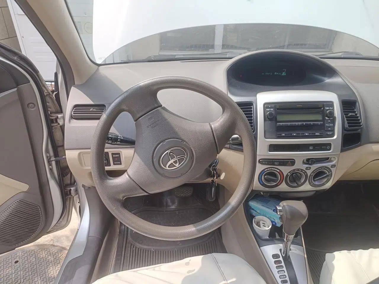 Toyota Vios 2006 1.5L GL-i AT — миниатюра 10
