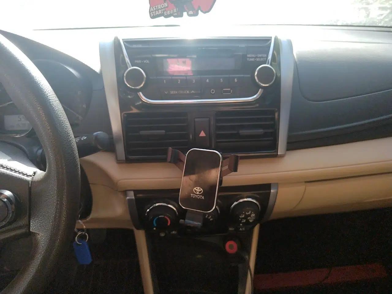Toyota Vios 2014 1.5L Manual ZhiZhen Edition — миниатюра 13
